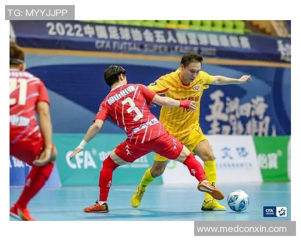 成都足球队强势领跑总决赛积分榜以94分稳居第一名 成都足球队强势领跑总决赛积分榜以94分稳居第一名