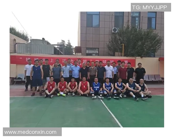 武汉篮球队在邀请赛中的灵活性表现及其对比赛结果的影响分析 武汉篮球队在邀请赛中的灵活性表现及其对比赛结果的影响分析