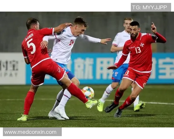 立陶宛足球明星的崛起与成就探讨 立陶宛足球明星的崛起与成就探讨