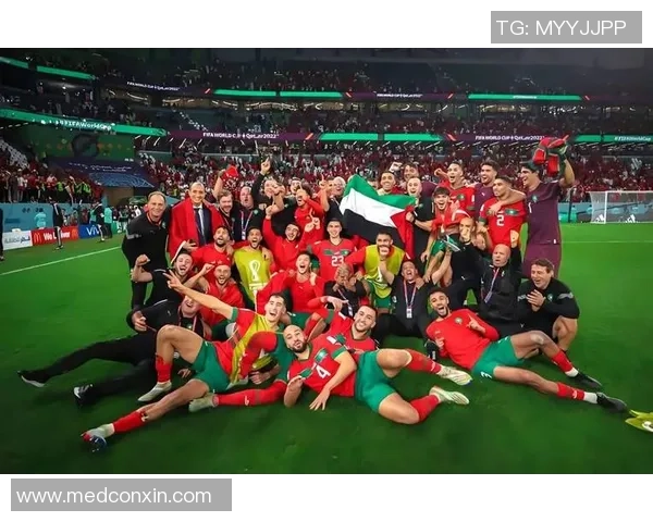 西班牙国家队在世界杯积分榜上以79分稳居第一名展现强大实力 西班牙国家队在世界杯积分榜上以79分稳居第一名展现强大实力