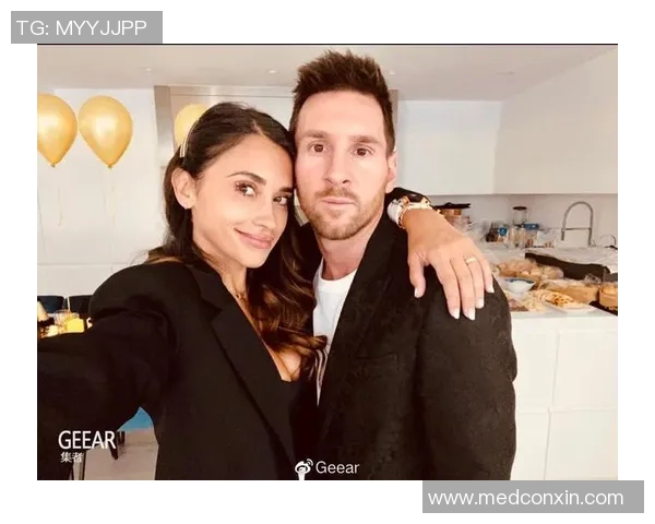 足球明星与中国男朋友的浪漫故事揭示了跨国恋爱的甜蜜与挑战 足球明星与中国男朋友的浪漫故事揭示了跨国恋爱的甜蜜与挑战