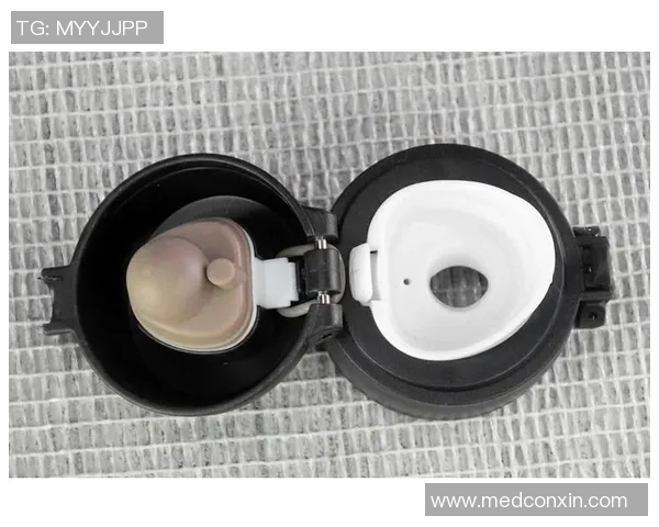 足球明星保温杯热销背后的故事与球迷情缘解析 足球明星保温杯热销背后的故事与球迷情缘解析