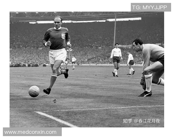 通过图片识别挑战你的足球知识猜猜这些明星球员的名字和成就 通过图片识别挑战你的足球知识猜猜这些明星球员的名字和成就